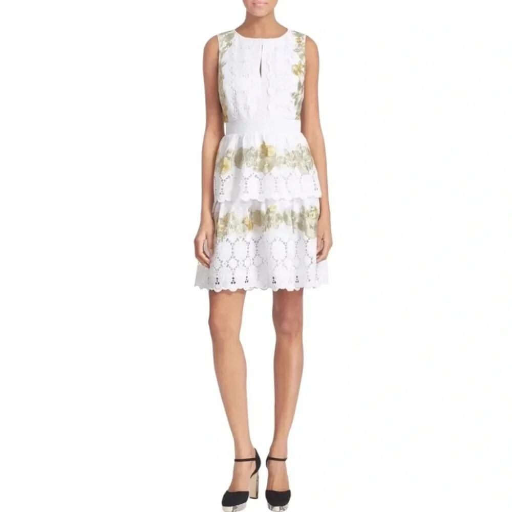 Diane von Furstenberg Calandra Embroidered Fit & Flare Dress Size Small NWT